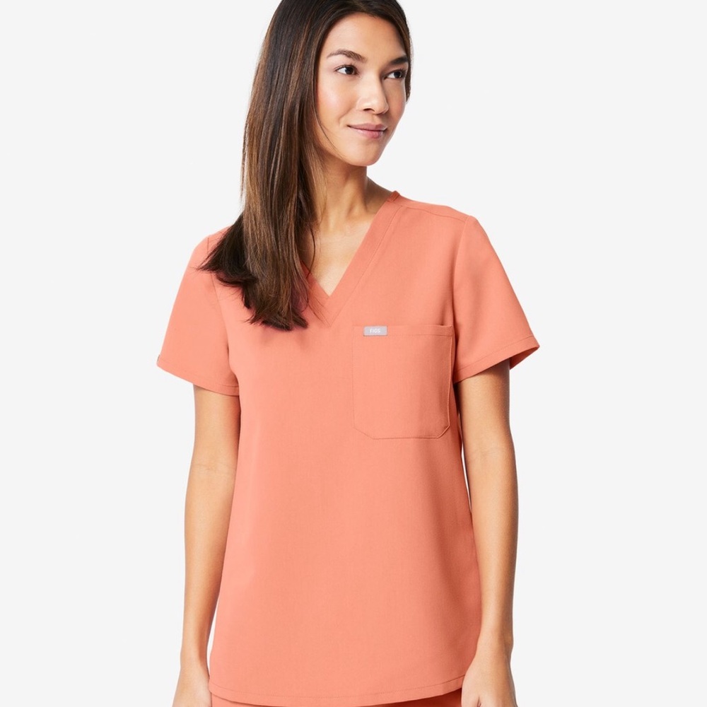 Set of Figs Scrubs